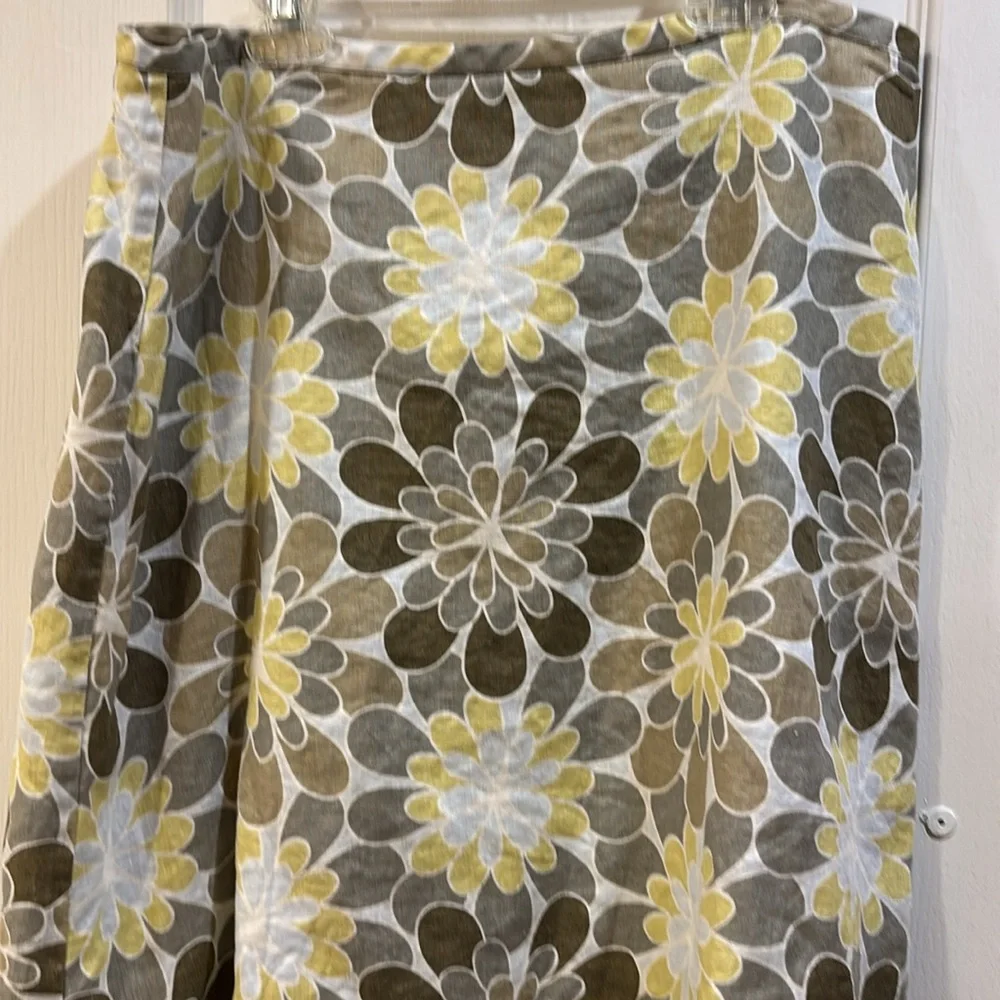 H&M Europe, Floral A-Line Skirt in Brown, Yellow, and White - Picture 3 of 5